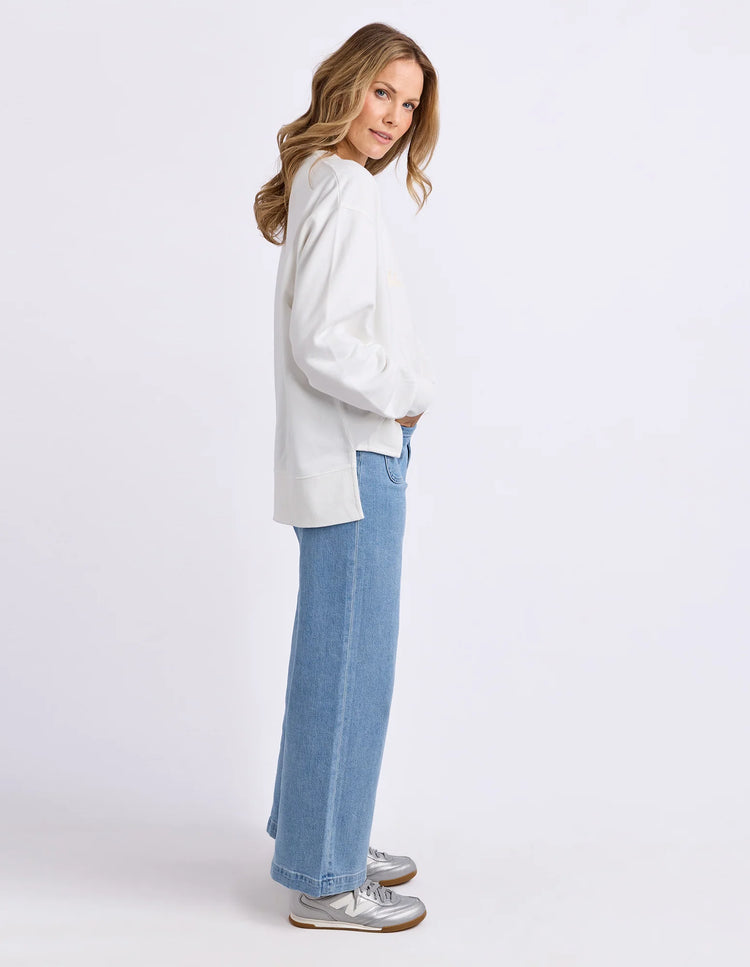 Effortless Contrast Crew | Egret
