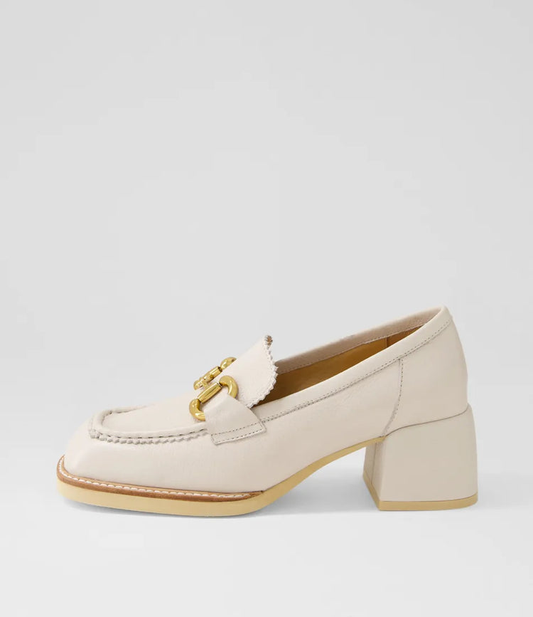 Ambato Heel | Almond Tumble Leather