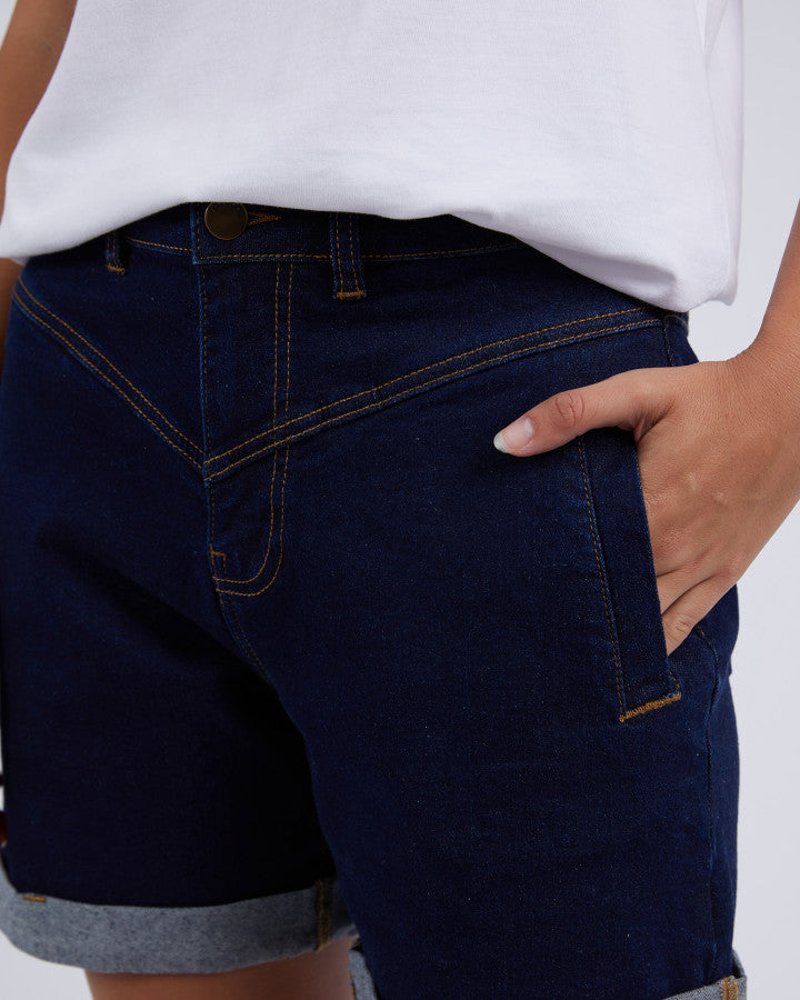 Devi Short
