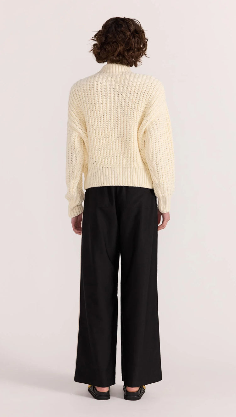 Mila Jumper