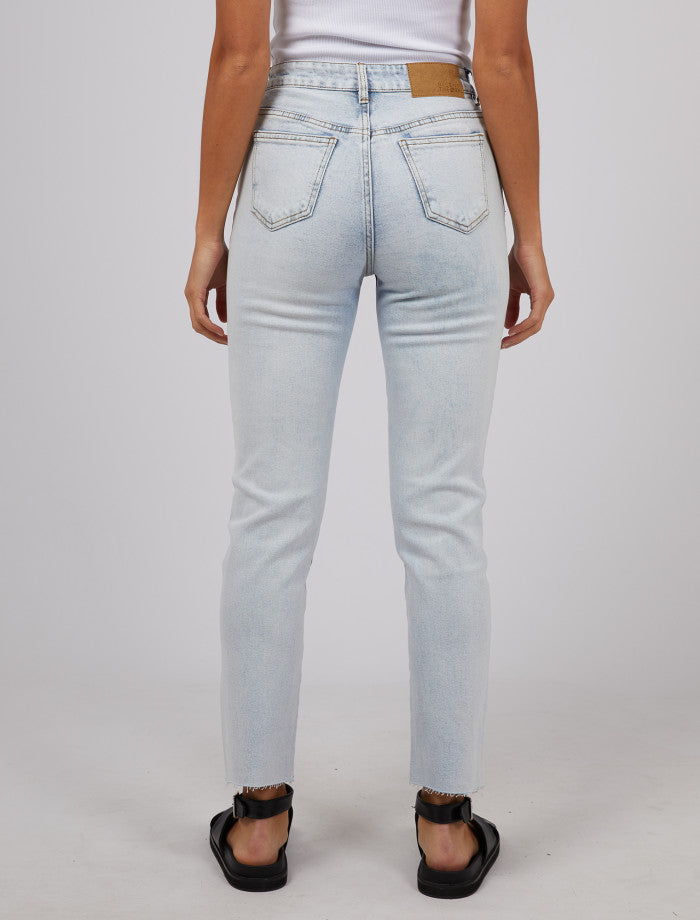 Monica Mom Comfort Jean | Bleach