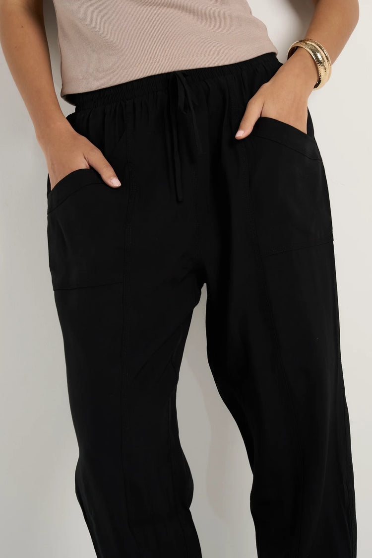 New Warrior Black Relaxed Drapey Drawstring Stretch Cuff Pant
