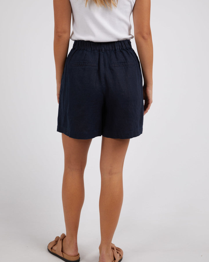 Oakleigh Short | Dark Sapphire