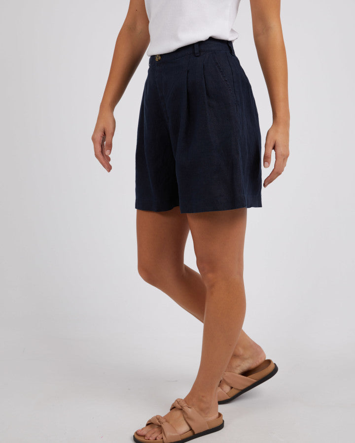 Oakleigh Short | Dark Sapphire