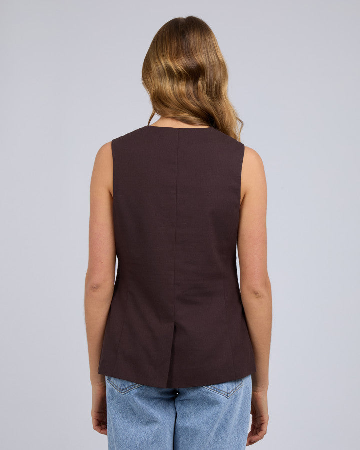 Tallow Vest | Chocolate