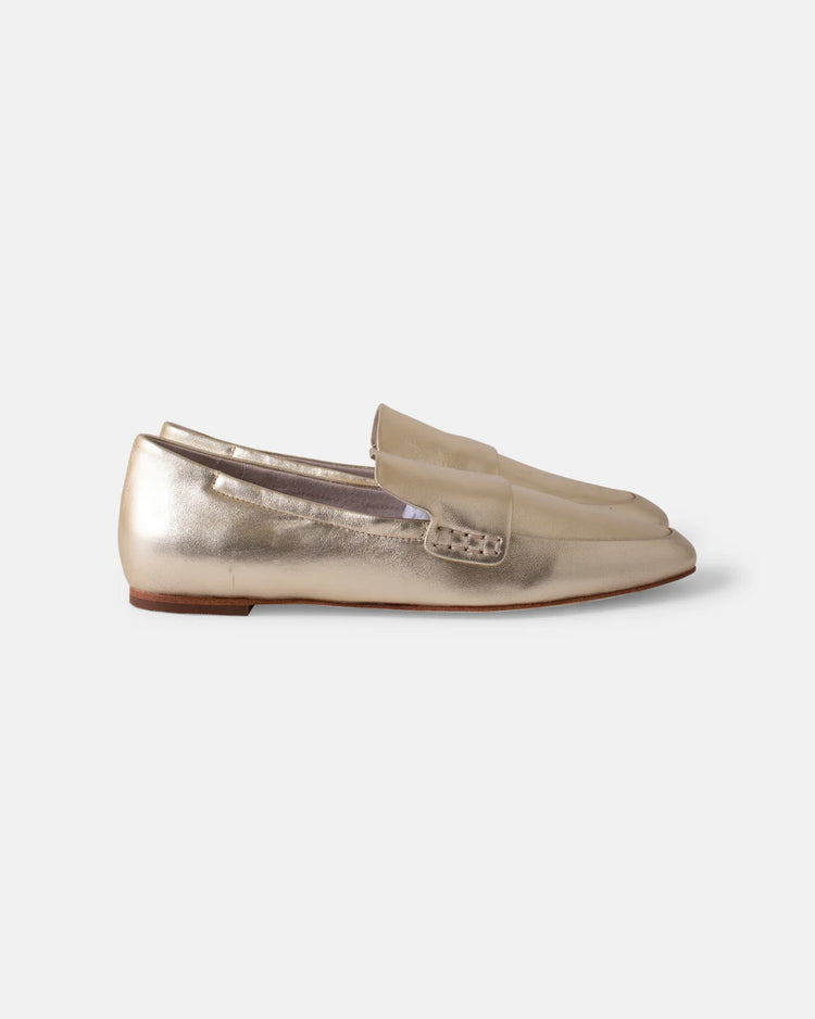 Dutch Leather Loafer | Gold