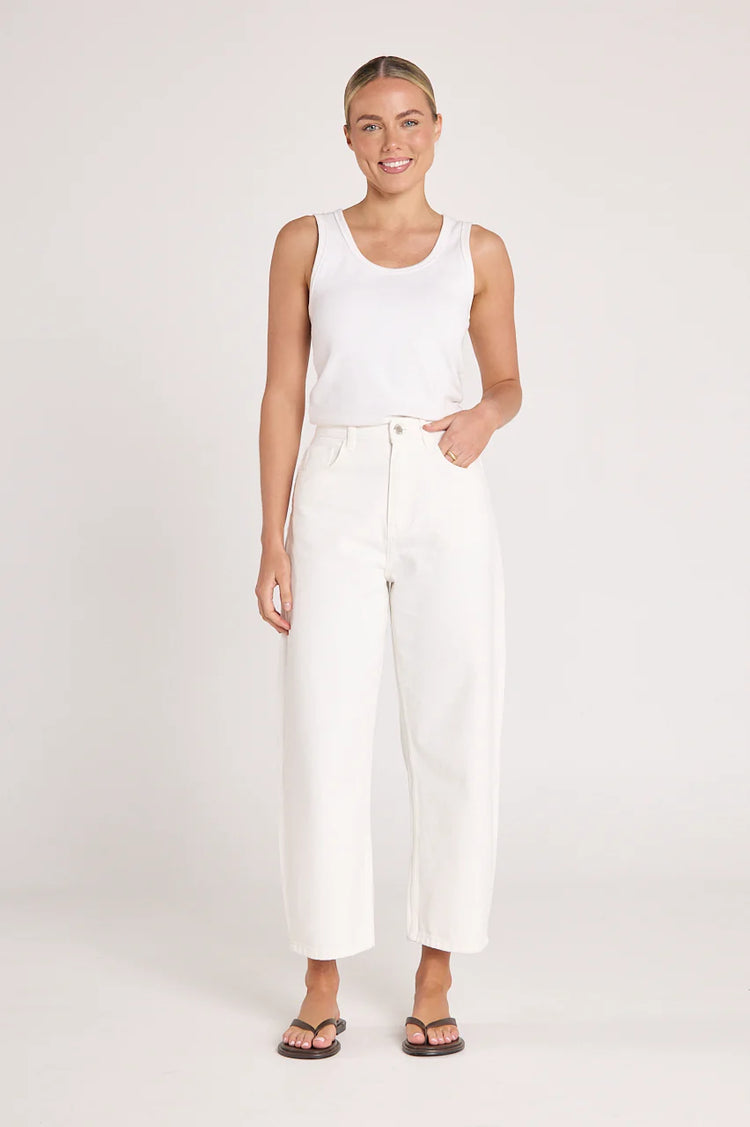 Lola Cropped Barrel Jean | White