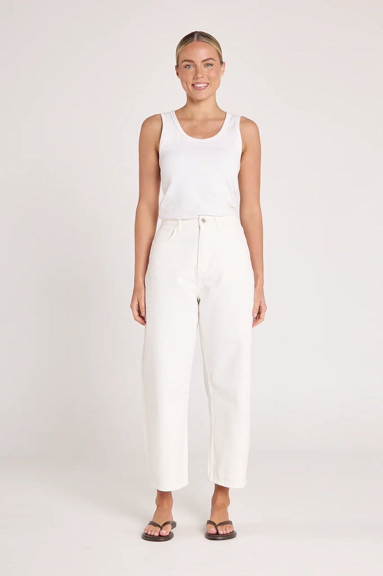 Lola Cropped Barrel Jean | White