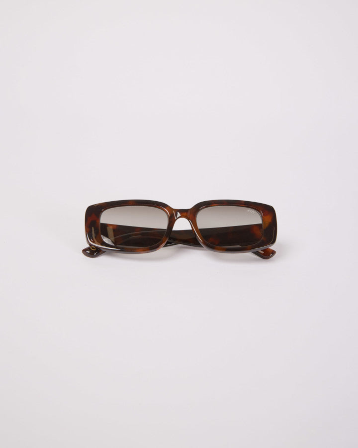 Freja Sunglasses | Tortoise