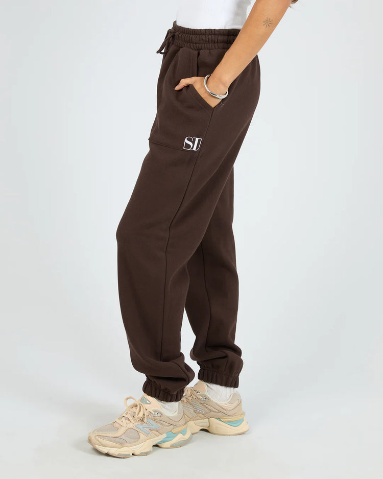Silent Luxe Cuffed Trackpant | Chocolate