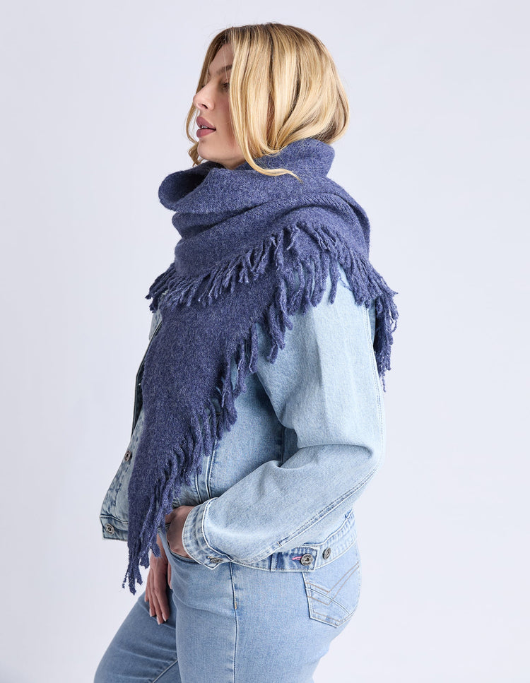 Elm Fringed Triangle Scarf | Navy