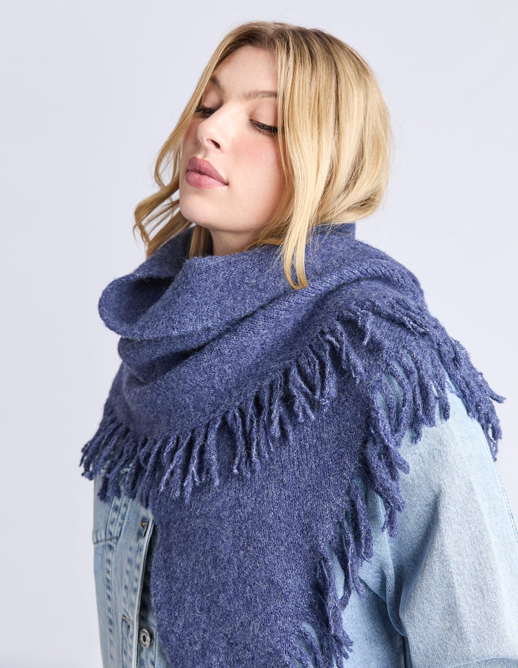 Elm Fringed Triangle Scarf | Navy