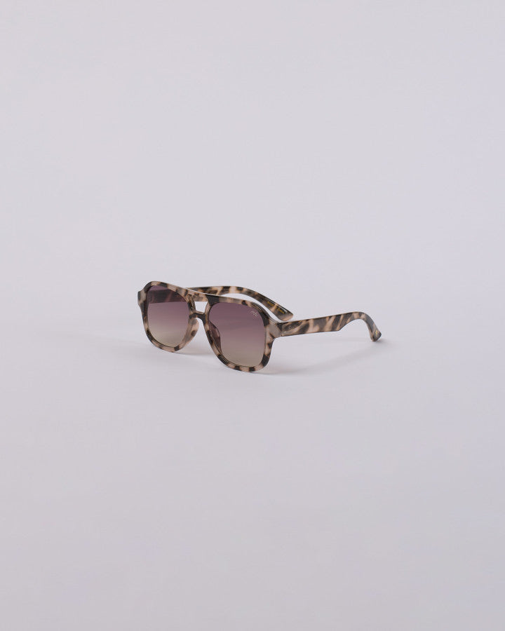 Tove Sunglasses | Tortoise