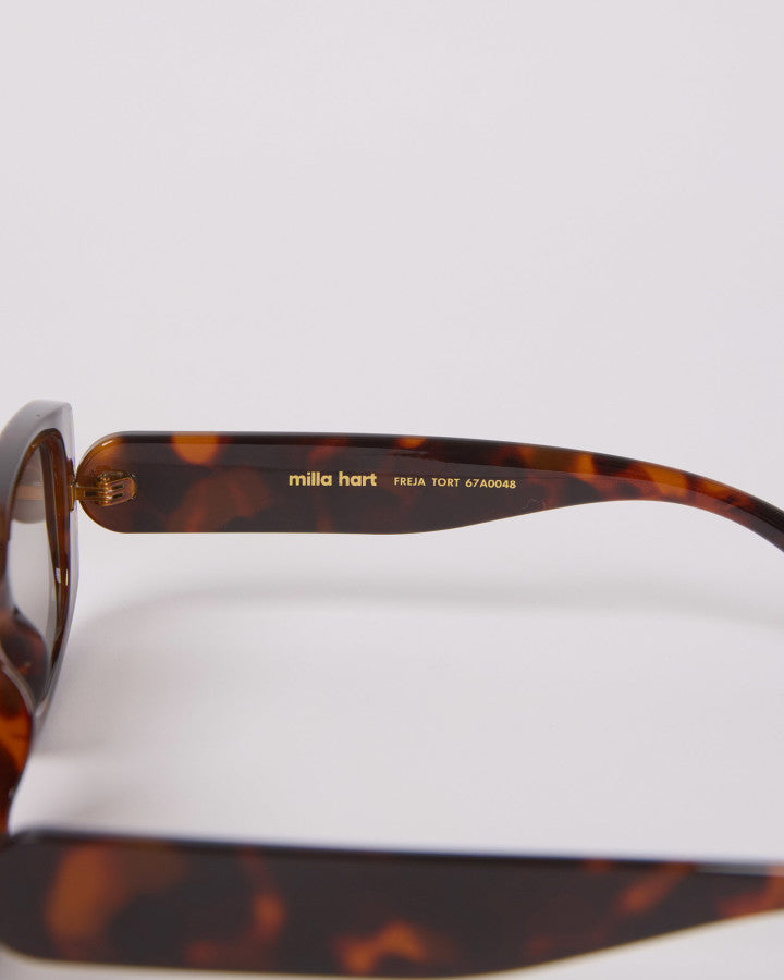 Freja Sunglasses | Tortoise
