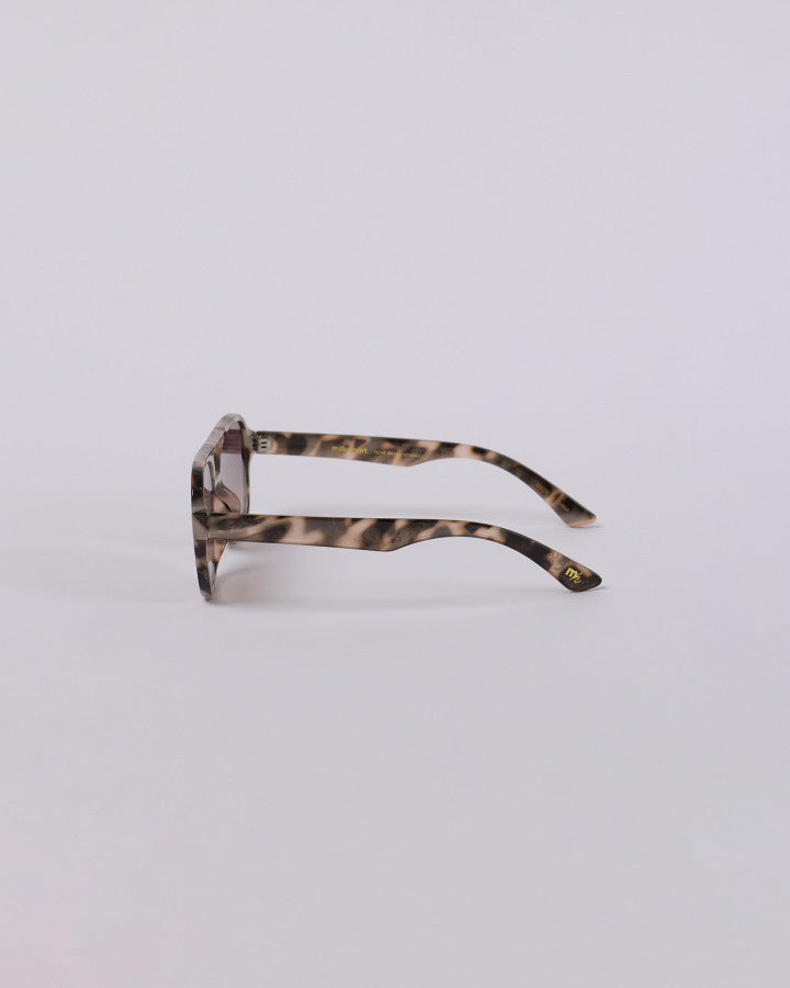Tove Sunglasses | Tortoise