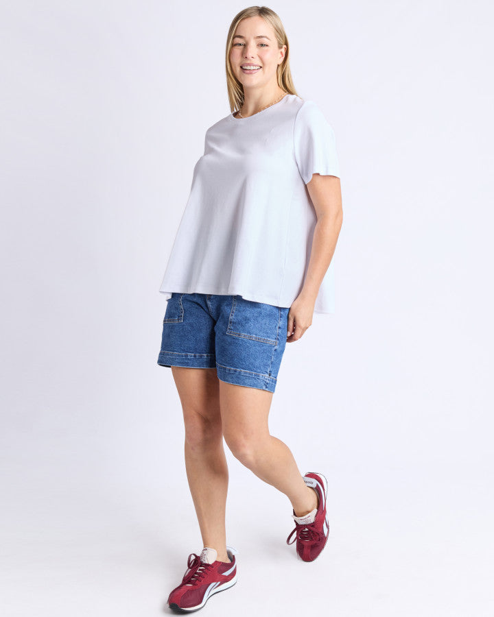Daisy Tee