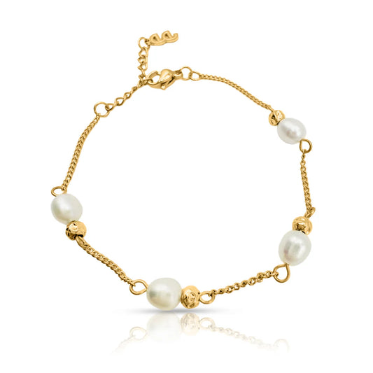 Off Court Pearl Bracelet