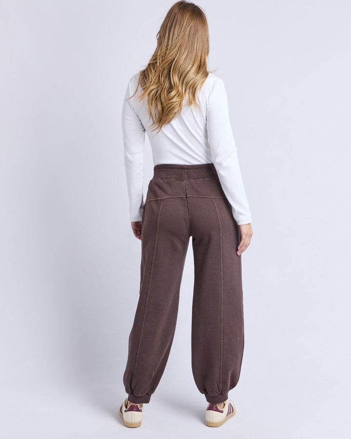 Leo Trackpant | Coffee