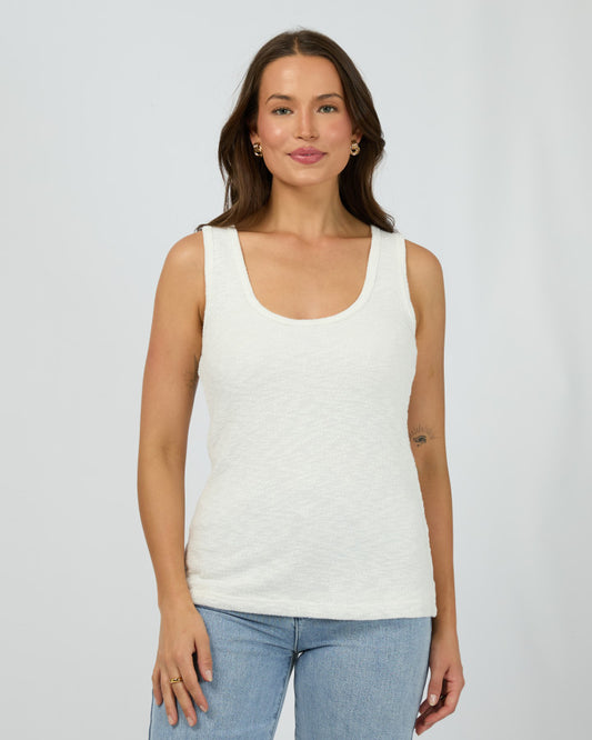 Leonie Tank