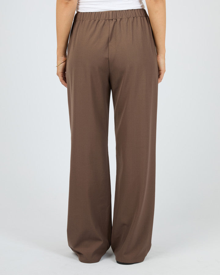 Lina Pant | Coffee