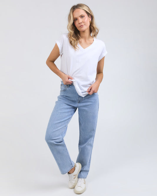 Manly Vee Tee | White
