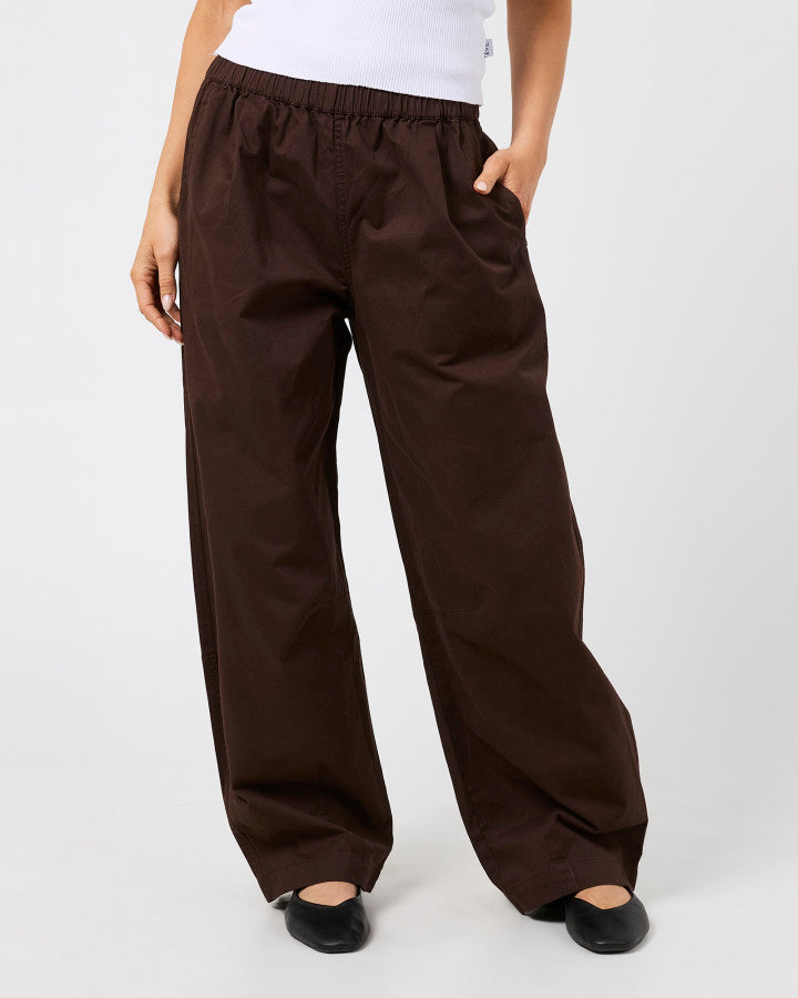 Margo Barrel Pant | Choc