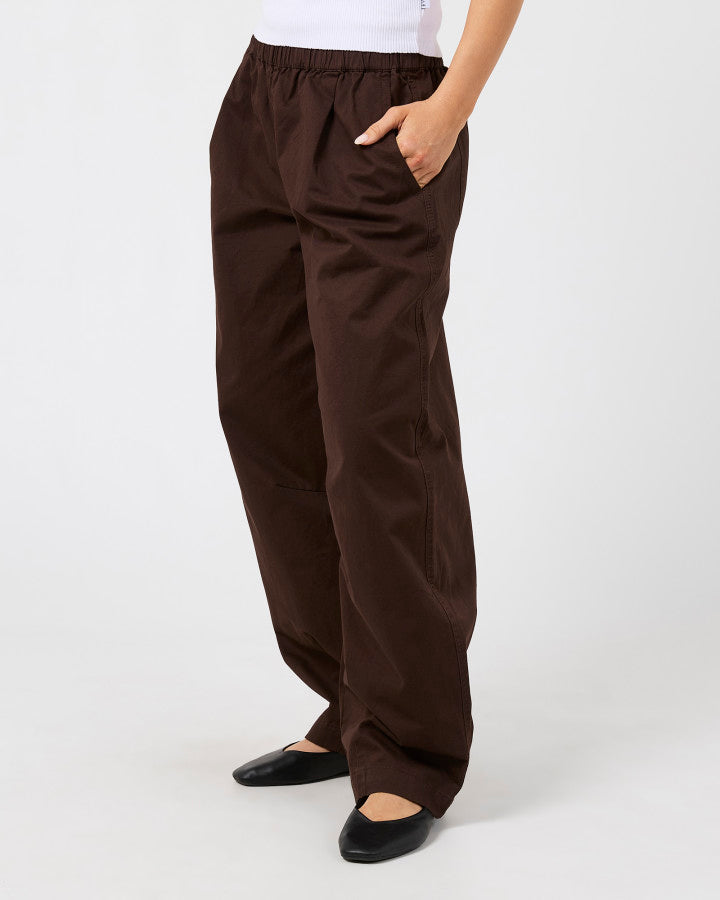 Margo Barrel Pant | Choc