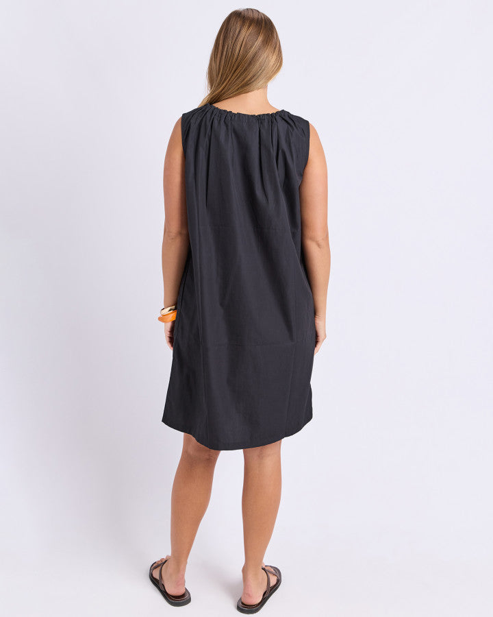 Winslet Dress | Black