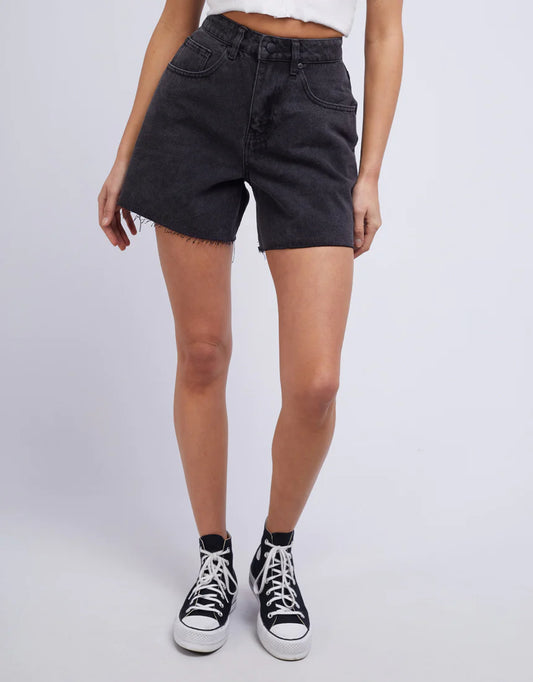 Harley Bermuda Short | Washed Black
